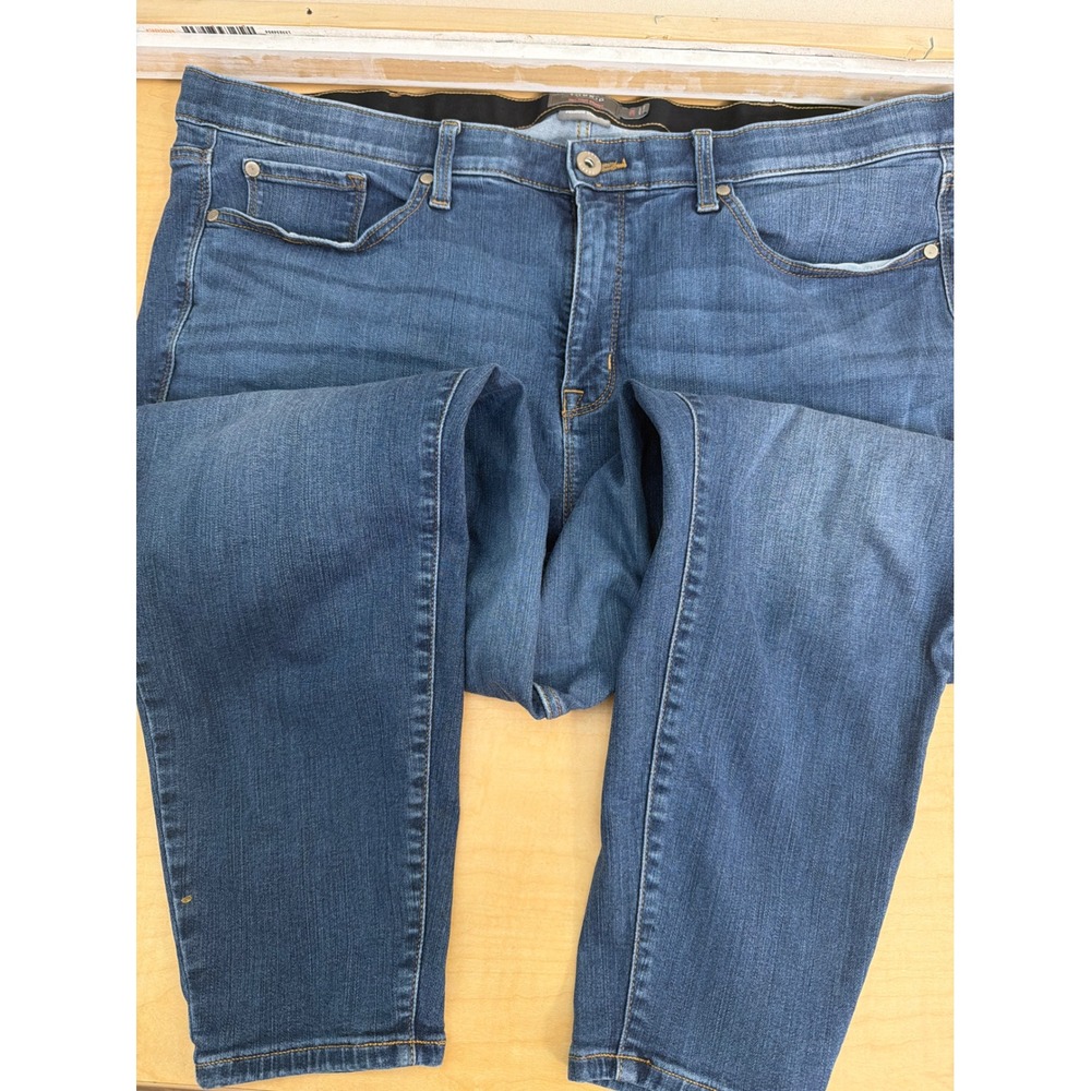 Torrid Sky High Skinny Jeans Womens 26R Medium Wash Premium Stretch Denim